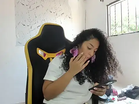 emily stars1 online show from February 9, 2026, 7:18 pm