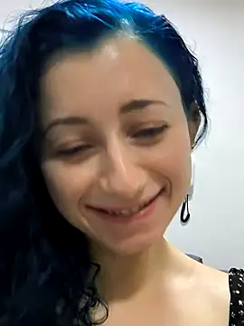 Meiii27 online show from December 3, 2025, 2:52 am