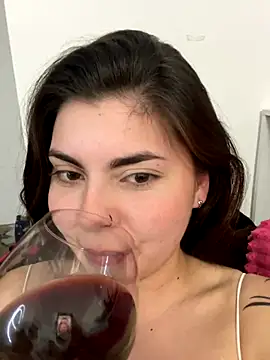 dorneles20 online show from November 7, 2025, 4:56 am