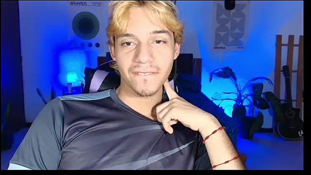 Habel  moretti online show from February 25, 2026, 7:12 pm