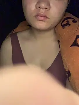 Snapshot of kimyonon chatting on December 13, 2025, 8:25 pm kimyonon online show from December 13, 2025, 8:25 pm