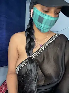 Cute Marina online show from January 5, 2026, 6:00 pm