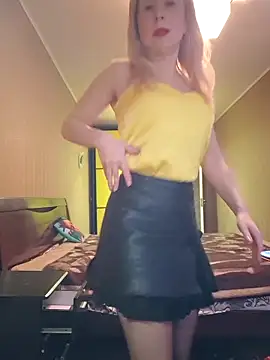 Snapshot of SelinaLovqx chatting on February 12, 2026, 12:22 pm SelinaLovqx online show from February 12, 2026, 12:22 pm