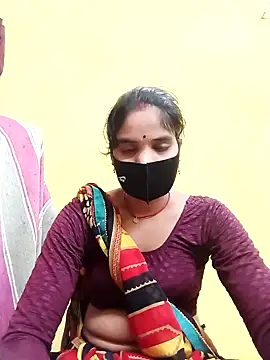 Snapshot of Shreya-750 chatting on November 3, 2025, 3:35 pm Shreya-750 online show from November 3, 2025, 3:35 pm