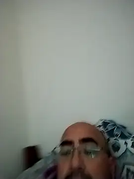 luxobike online show from March 20, 2026, 2:00 pm