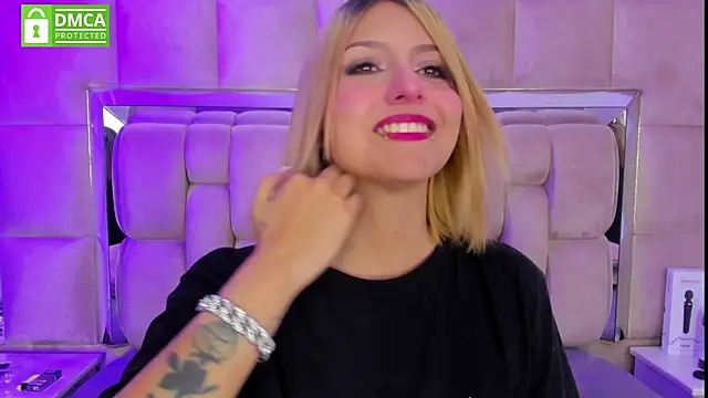 daniiela beteche777 online show from February 8, 2026, 7:06 pm