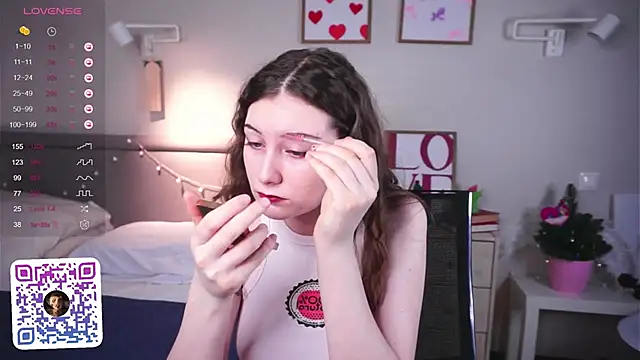 MegganKinson online show from February 27, 2026, 5:29 am