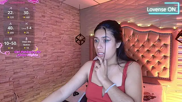 Roxanne Han online show from November 16, 2025, 11:49 am