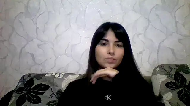 Snapshot of Amy-Diaz chatting on October 23, 2025, 11:20 am Amy-Diaz online show from October 23, 2025, 11:20 am