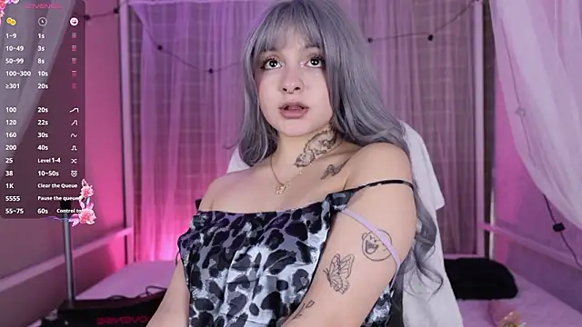 Snapshot of lexirouge__ chatting on February 3, 2026, 8:25 pm lexirouge online show from February 3, 2026, 8:25 pm