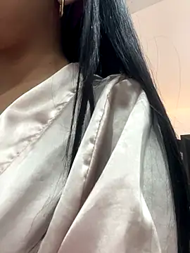 AbbyHank2 online show from November 24, 2025, 5:12 pm