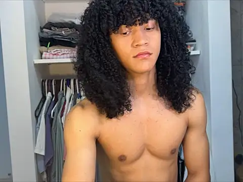 Ethan troya online show from December 21, 2025, 1:13 am