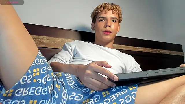 Daark Eros online show from November 13, 2025, 12:20 am