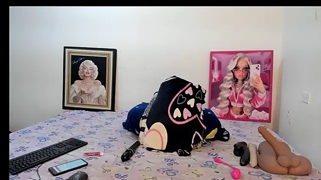 alahia66 online show from November 17, 2025, 11:49 am