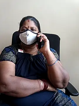 sreemamitha9 online show from November 1, 2025, 6:04 am