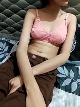 Amisha Lovely online show from November 26, 2025, 6:47 am