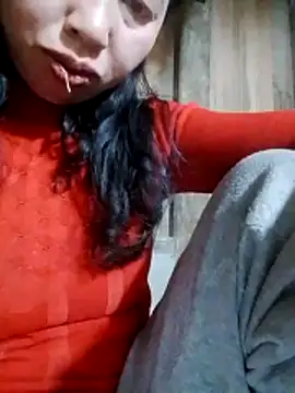 TRIEUTRIEU20 online show from February 10, 2026, 9:57 am