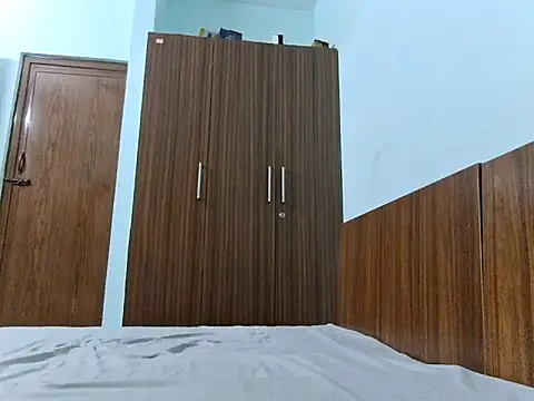 rubina003 online show from October 24, 2025, 9:38 am