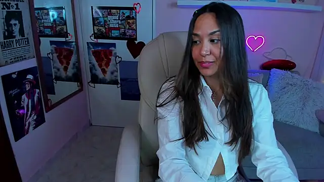 VenusIsLove  online show from March 6, 2025, 9:42 pm