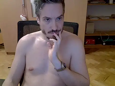 Snapshot of delayclose__ chatting on February 6, 2026, 4:10 pm delayclose online show from February 6, 2026, 4:10 pm