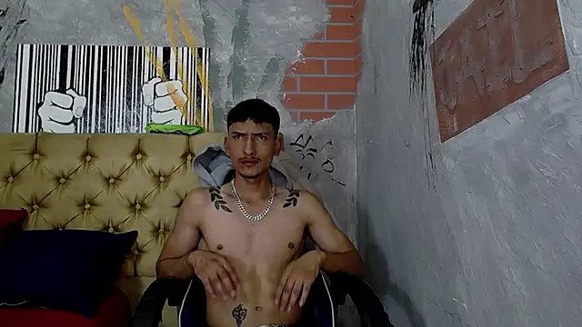 SavageLover  online show from December 14, 2025, 3:56 am