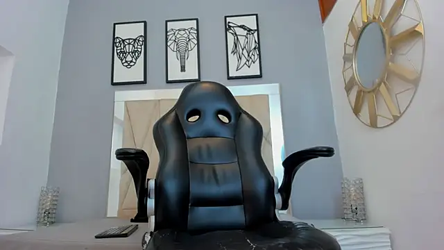 adams bobby online show from April 5, 2026, 11:18 am