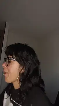 Neciaa online show from April 7, 2026, 11:04 pm