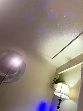 Snapshot of LadyCiaraLux chatting on November 3, 2025, 5:31 am LadyCiaraLux online show from November 3, 2025, 5:31 am