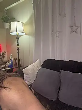 Snapshot of LadyCiaraLux chatting on November 10, 2025, 4:22 am LadyCiaraLux online show from November 10, 2025, 4:22 am