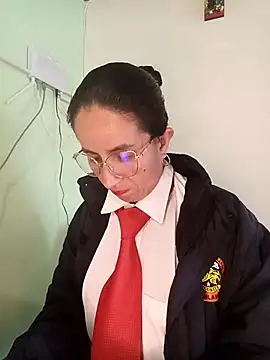 Valentina--1 online show from October 31, 2025, 12:06 pm