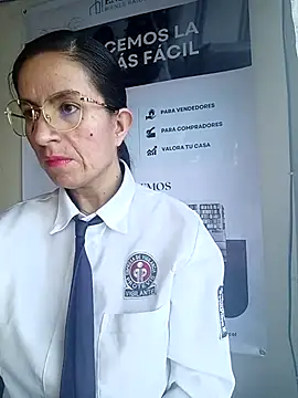 Valentina--1 online show from December 5, 2025, 12:03 pm