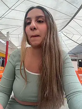 sarah honey   online show from February 10, 2026, 3:05 pm