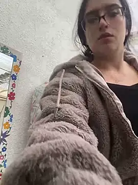 Kloe Novoa online show from November 14, 2025, 1:10 pm