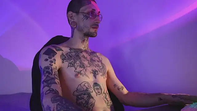 TokyoHatsumoto online show from November 16, 2025, 2:39 am