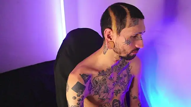 TokyoHatsumoto online show from March 1, 2026, 11:29 pm