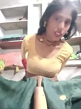 QRANSEXI online show from January 18, 2026, 6:23 pm