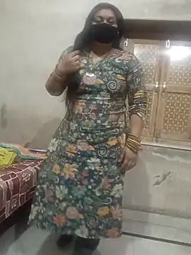 Best couple2001 online show from November 30, 2025, 3:16 pm