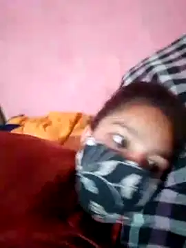 Poonam12A online show from March 26, 2026, 10:04 pm