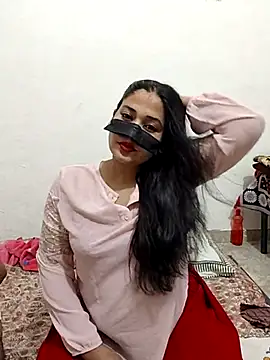 Heena-143 online show from April 25, 2026, 9:01 am