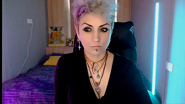 Snapshot of Sweet-n-Strong chatting on March 4, 2026, 1:28 pm Sweet-n-Strong online show from March 4, 2026, 1:28 pm