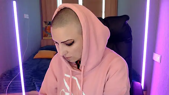 Sweet-n-Strong online show from April 13, 2026, 5:13 am