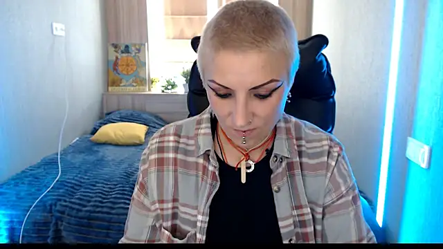 Snapshot of Sweet-n-Strong chatting on May 27, 2026, 11:51 am Sweet-n-Strong online show from May 27, 2026, 11:51 am