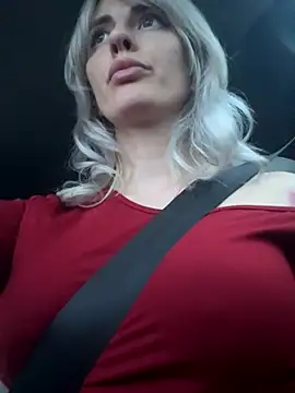 blondegirlx online show from November 3, 2025, 3:13 pm