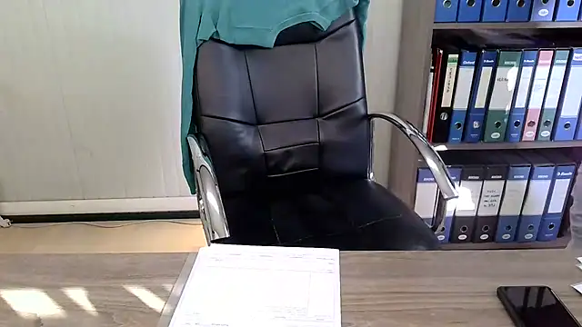 Evasionee online show from November 4, 2025, 7:40 am