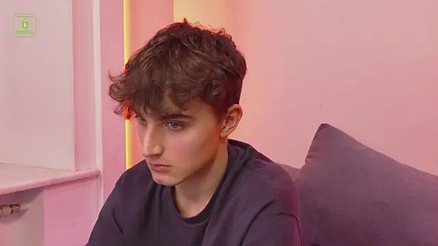 Richard steele hot online show from November 3, 2025, 3:35 pm