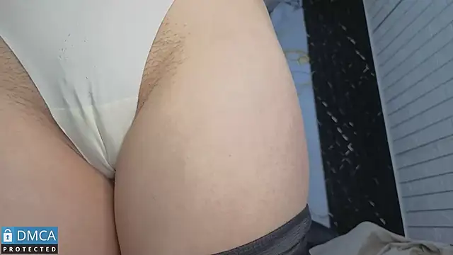 eva delight  online show from April 9, 2026, 12:10 pm