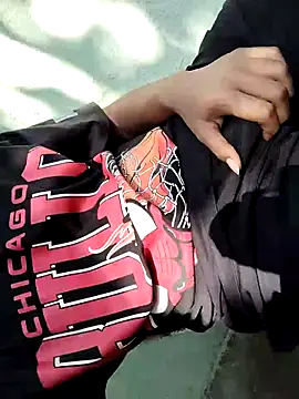 kriZ08 online show from February 16, 2026, 5:03 am