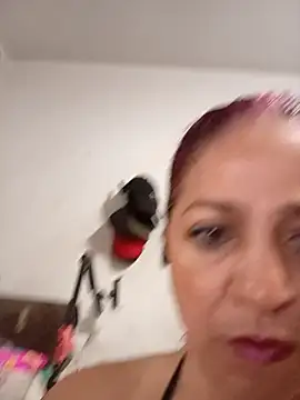 LAPOTRA 04 online show from December 21, 2025, 1:13 am