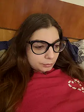 sweetbabygirlforyou online show from January 13, 2026, 6:57 pm