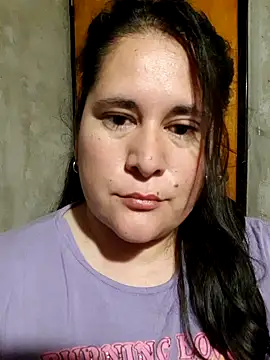 Clara Arg online show from December 15, 2025, 1:54 am